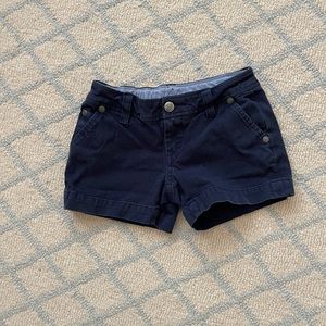 Brooks Brothers short pants for girl